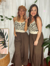 Load image into Gallery viewer, Chocolate Zara Culotte / Pants
